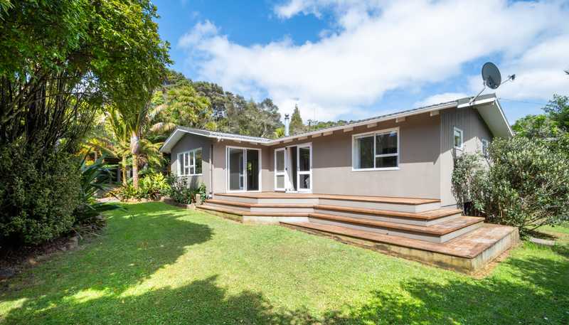 64 Te Henga Road, Waitakere