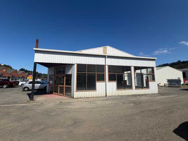 Versatile Industrial For Lease