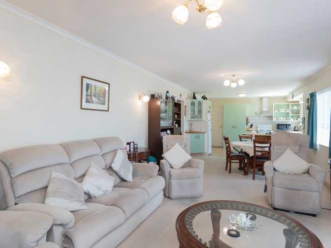 1/690 Gladstone Road, Te Hapara