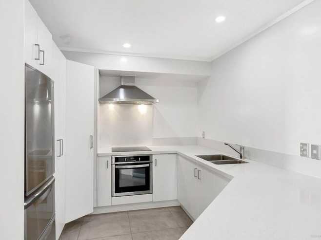 36T Eric Paton Way, Saint Johns