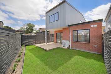 6 Grain Road, Opaheke