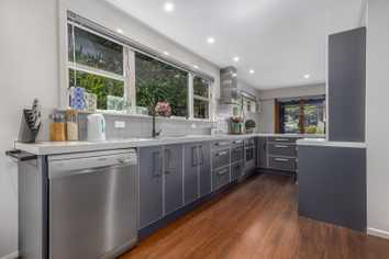 48 Seaview Road, Paremata