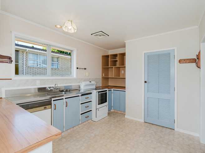 45 Resthill Crescent, Glenview