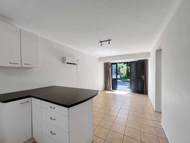 9A Swansea Street, Khandallah
