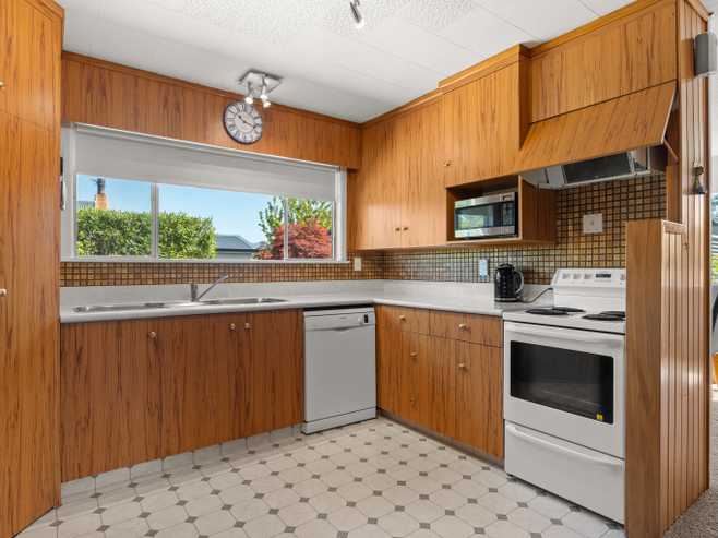 36 Costley Street, Carterton