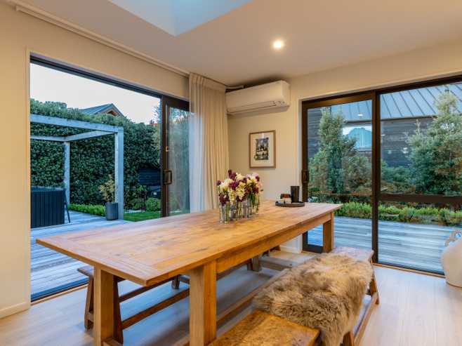 10 Pendeen Crescent, Jacks Point