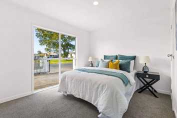 22 Chelburn Crescent, Mangere East