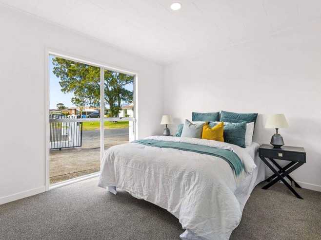 22 Chelburn Crescent, Mangere East