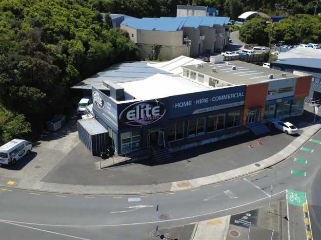 Prime Showroom Opportunity