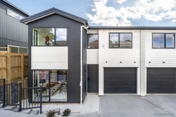B/7 Maroubra Place, Botany Downs