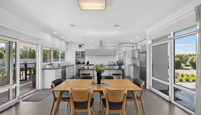 35 Ridgens Road, Greendale