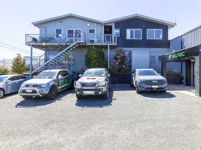 Prime corner, fully leased