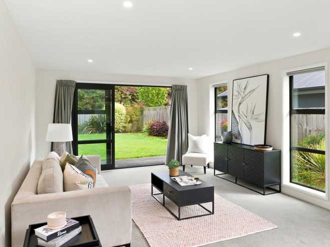 17 Robert Duncan Road, Belfast
