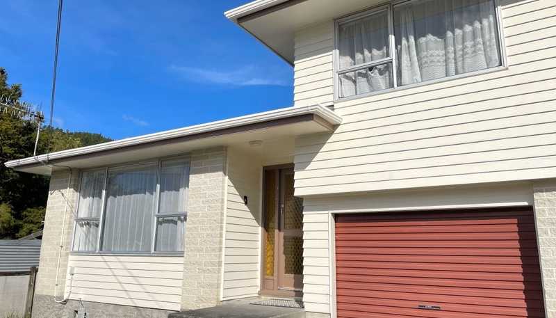 87b Pinehaven Road, Pinehaven