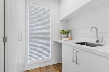 2/138 Hills Road, Edgeware