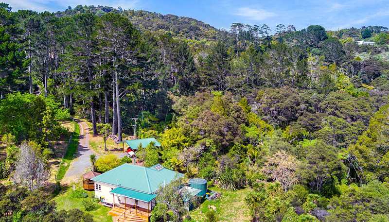 31 Te Henga Road, Waitakere
