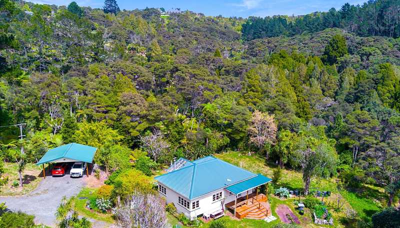 31 Te Henga Road, Waitakere