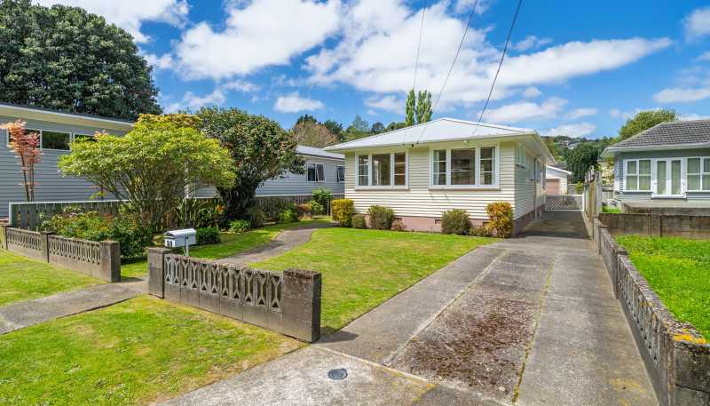 28 Golf Road, Manor Park