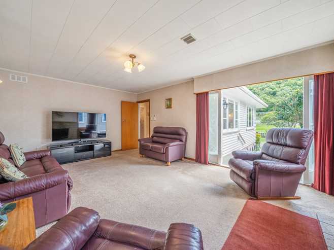 28 Golf Road, Manor Park