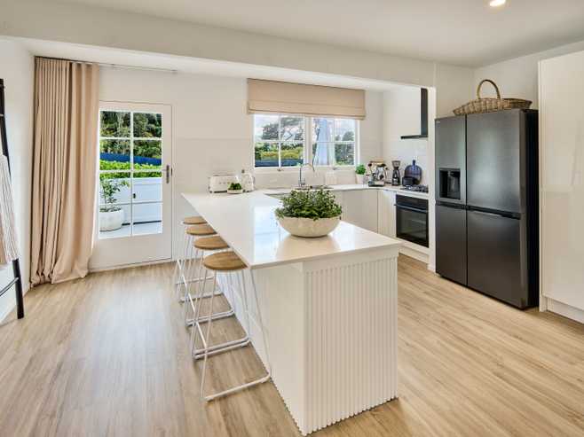 3 Corrondella Grove, Belmont