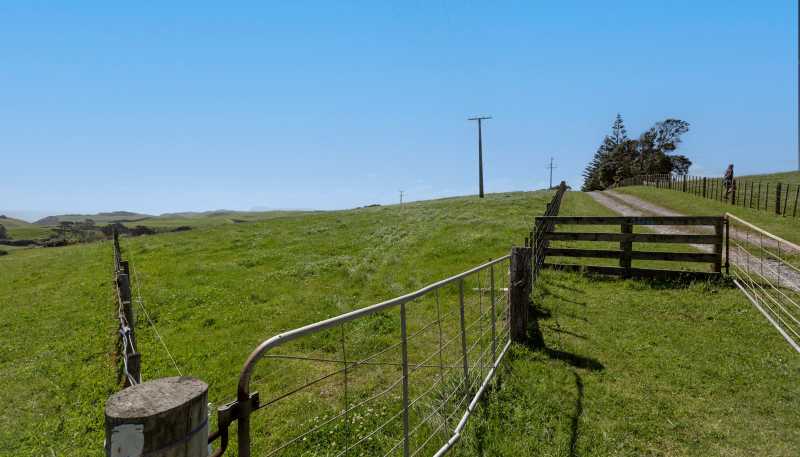 Lot 1 and  Basin Road, Omamari