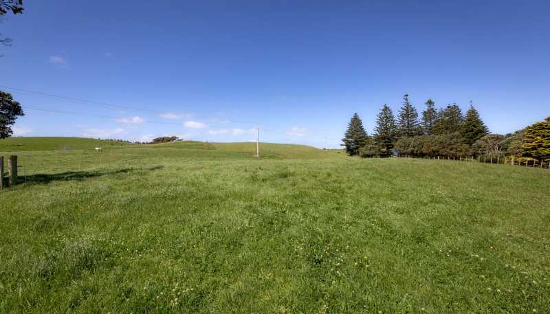 Lot 1 and  Basin Road, Omamari