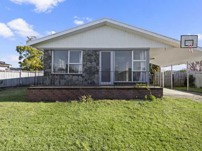 19 Joanna Place, Deanwell