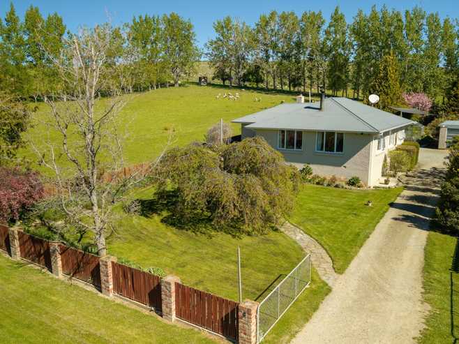 132 Aston Road, Moa Creek