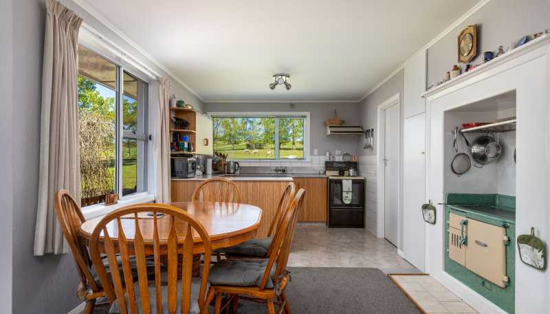 132 Aston Road, Moa Creek