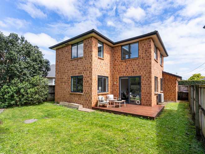 2/3a Curzon Street, Onehunga