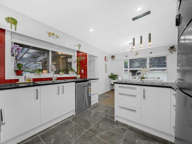 51 Wallace Road, Papatoetoe