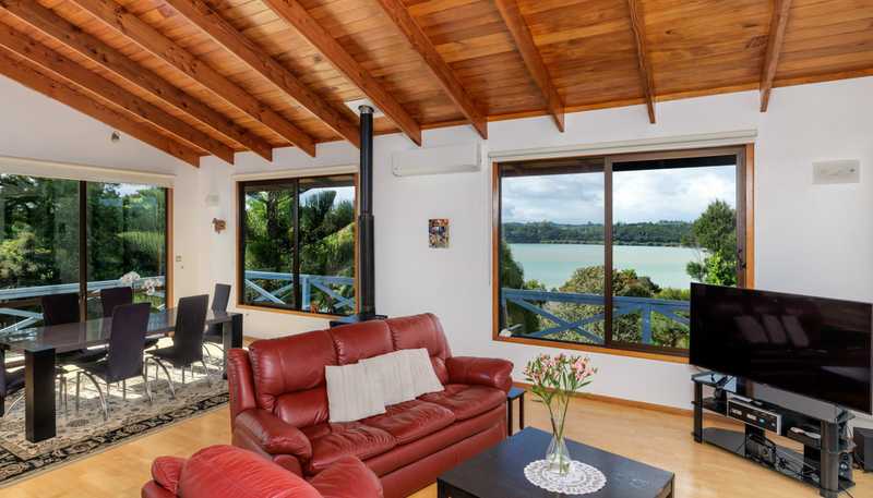 2A Marina Rise, Opua
