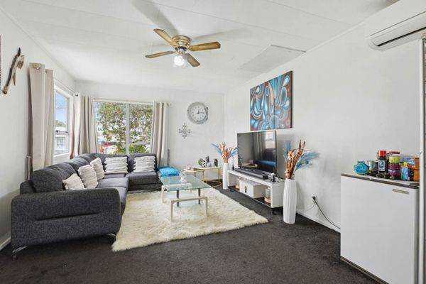 2 Navigator Place, Papatoetoe