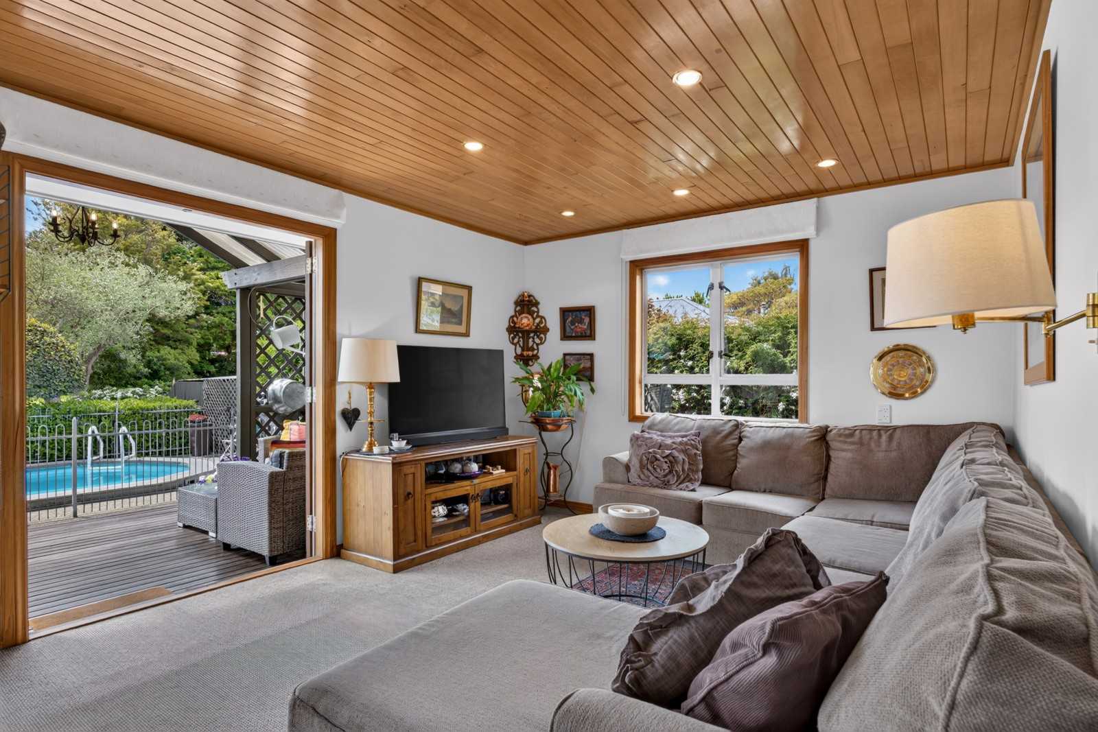 104 Frederick Street East, Mayfair, Hastings - For Sale - realestate.co.nz