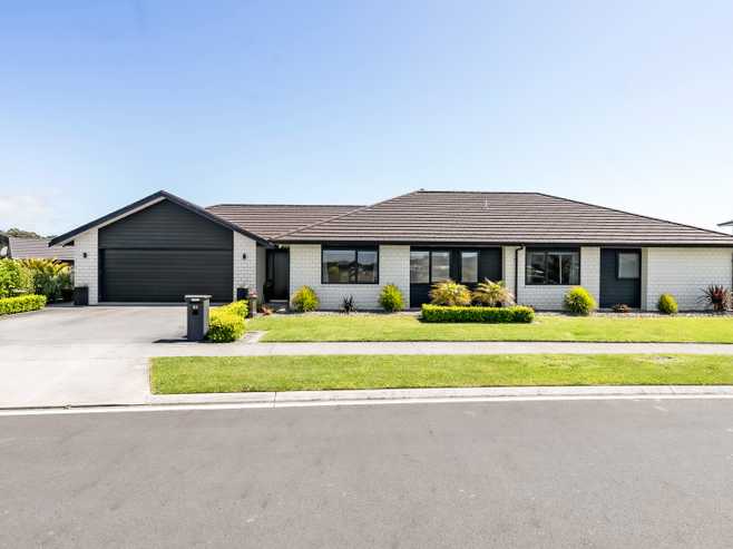 65 Links Drive, Waiwhakaiho