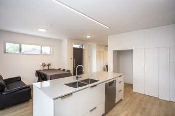 2/7 Hamilton Avenue, Ilam