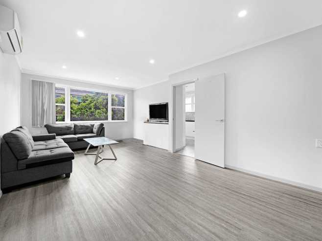 5/33 Kitchener Road, Sandringham