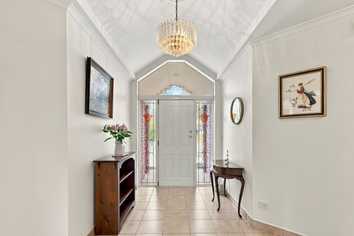 11 The Willows, Springlands