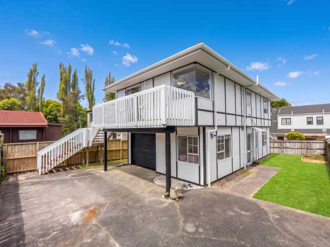 2/3 Ronald Macken Place, Windsor Park