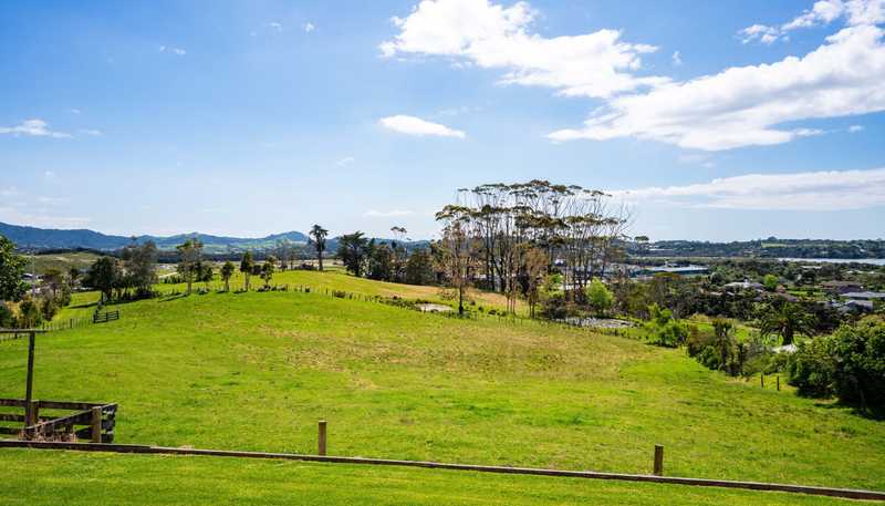 88 Old Waipu Road, Mangawhai