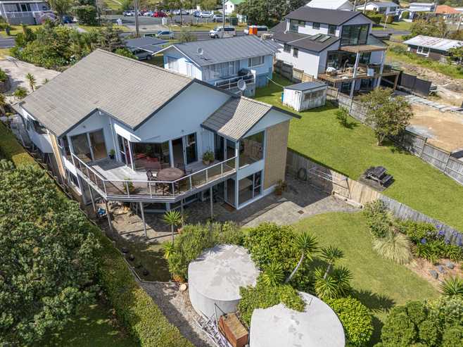 1326 Whangaparaoa Road, Army Bay
