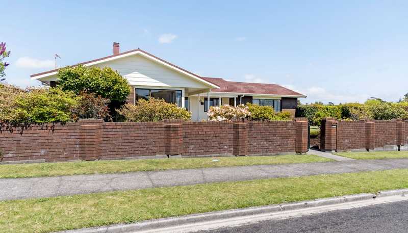 2 Argyle Place, Highlands Park