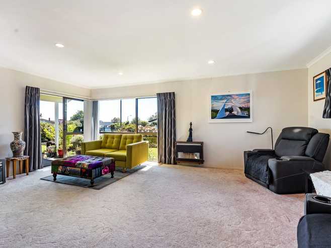 2 Argyle Place, Highlands Park