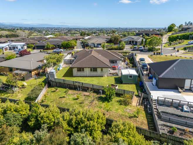 100 Falcon Drive, Welcome Bay
