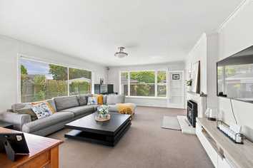 48 Whitby Street, Burnside