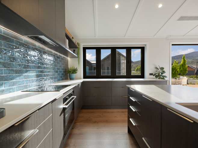 16 Blondie Drive, Cromwell