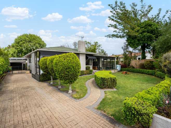 4 Willow Road, Hillcrest