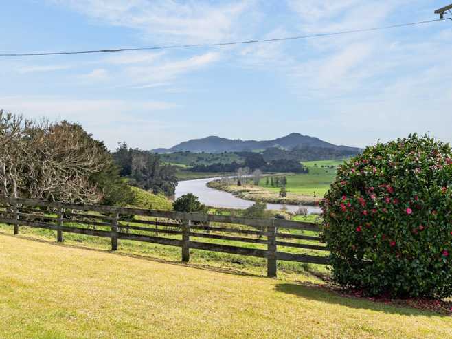  1334 Pukehuia Road, Tangiteroria
