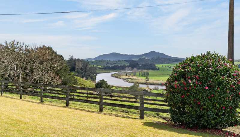  1334 Pukehuia Road, Tangiteroria