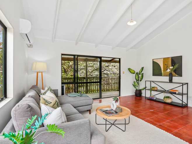 31 Loughanure Place, Massey
